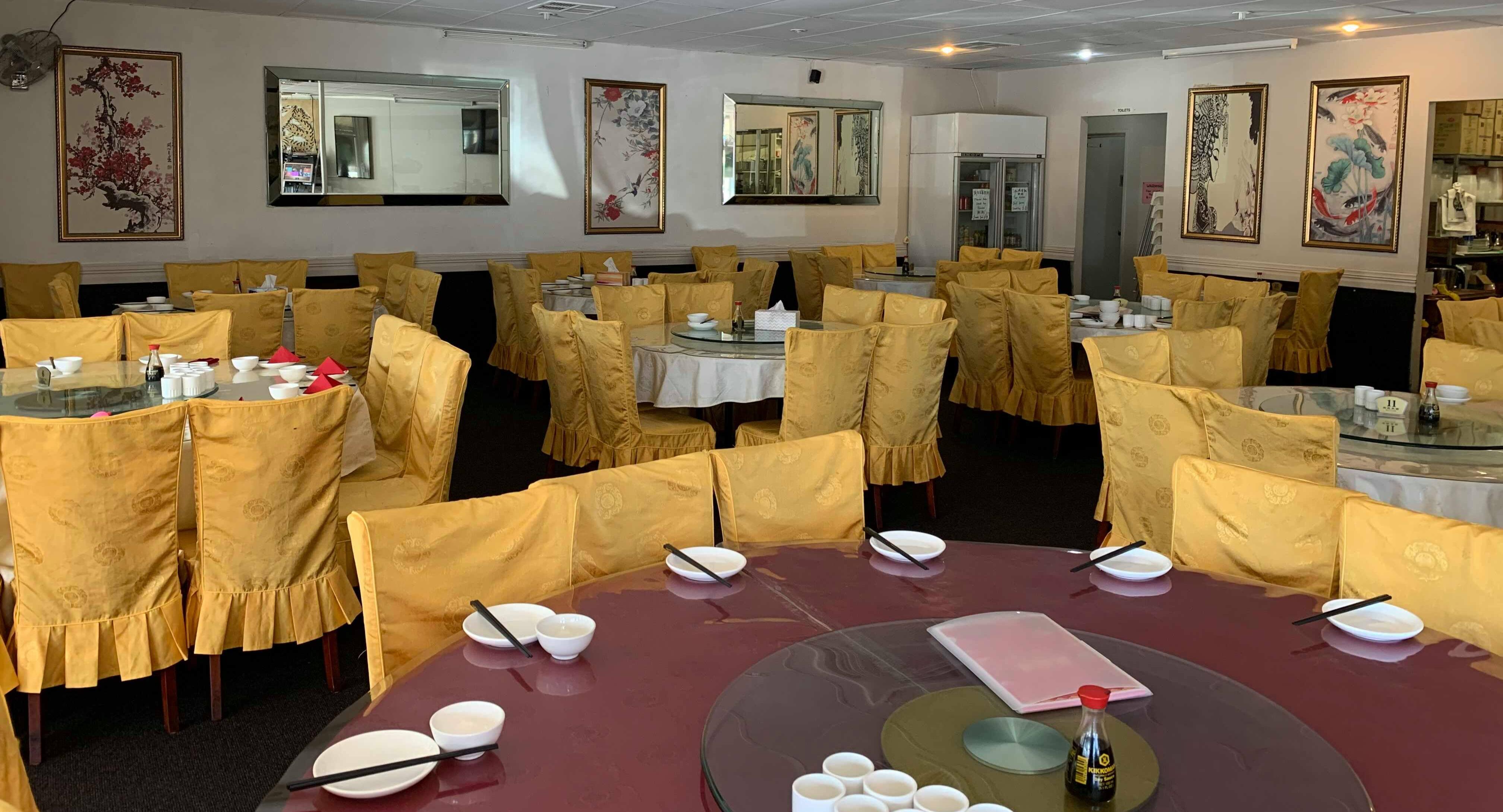 Happy Union Restaurant photo 2