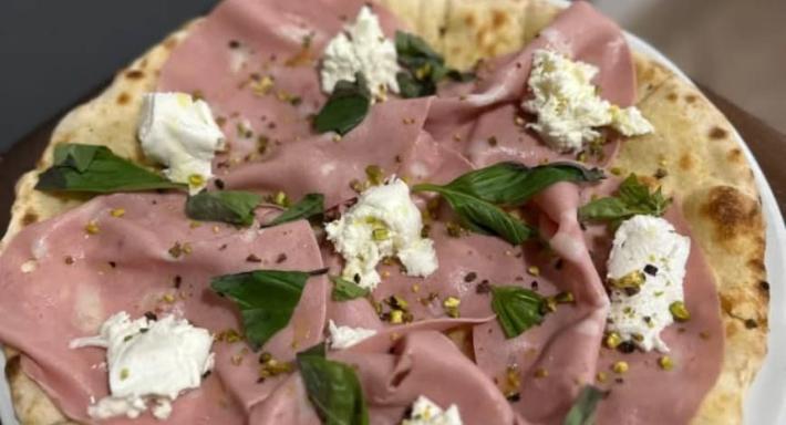 Trattoria Pizzeria Braceria La Dama photo 4