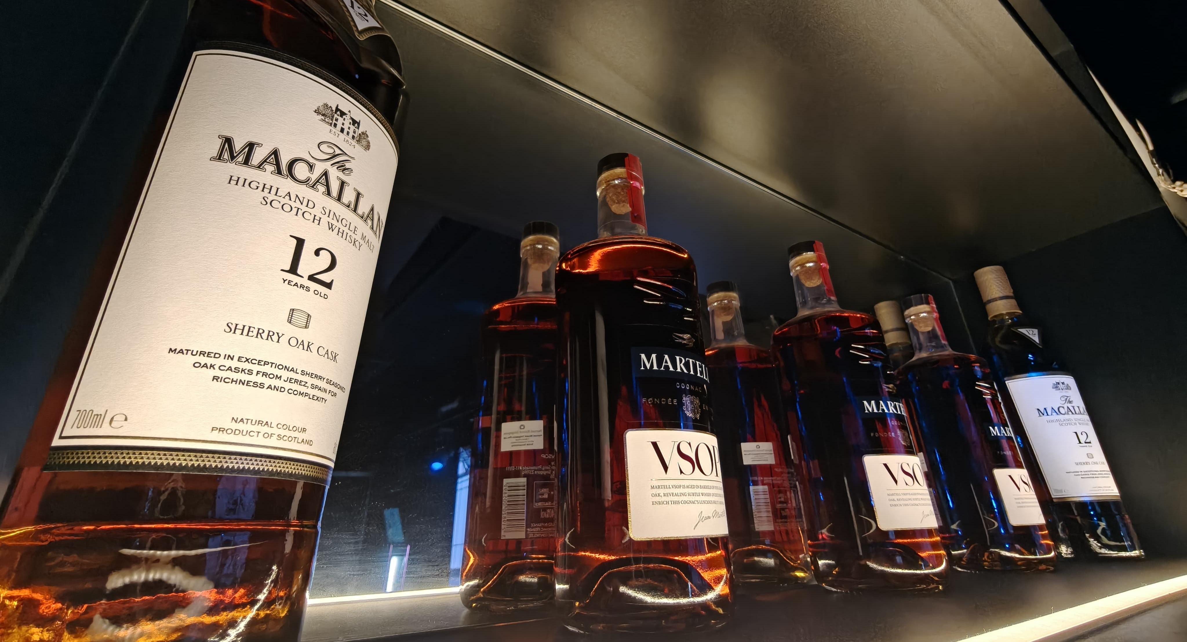 Delulu Karaoke Bar photo 2