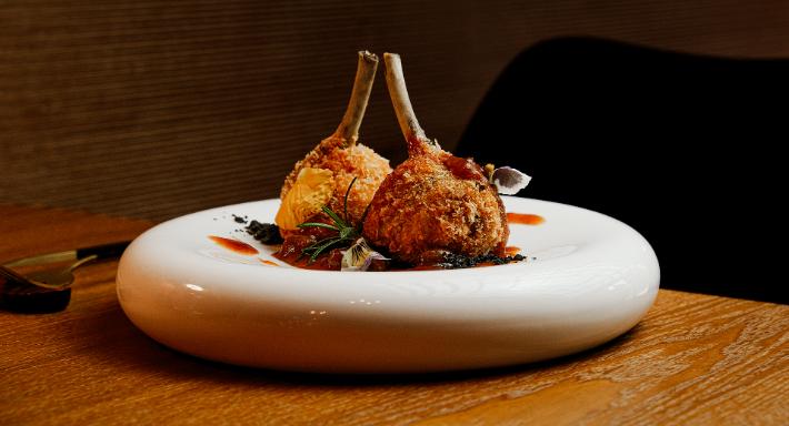 Giù Upside Down Restaurant photo 2