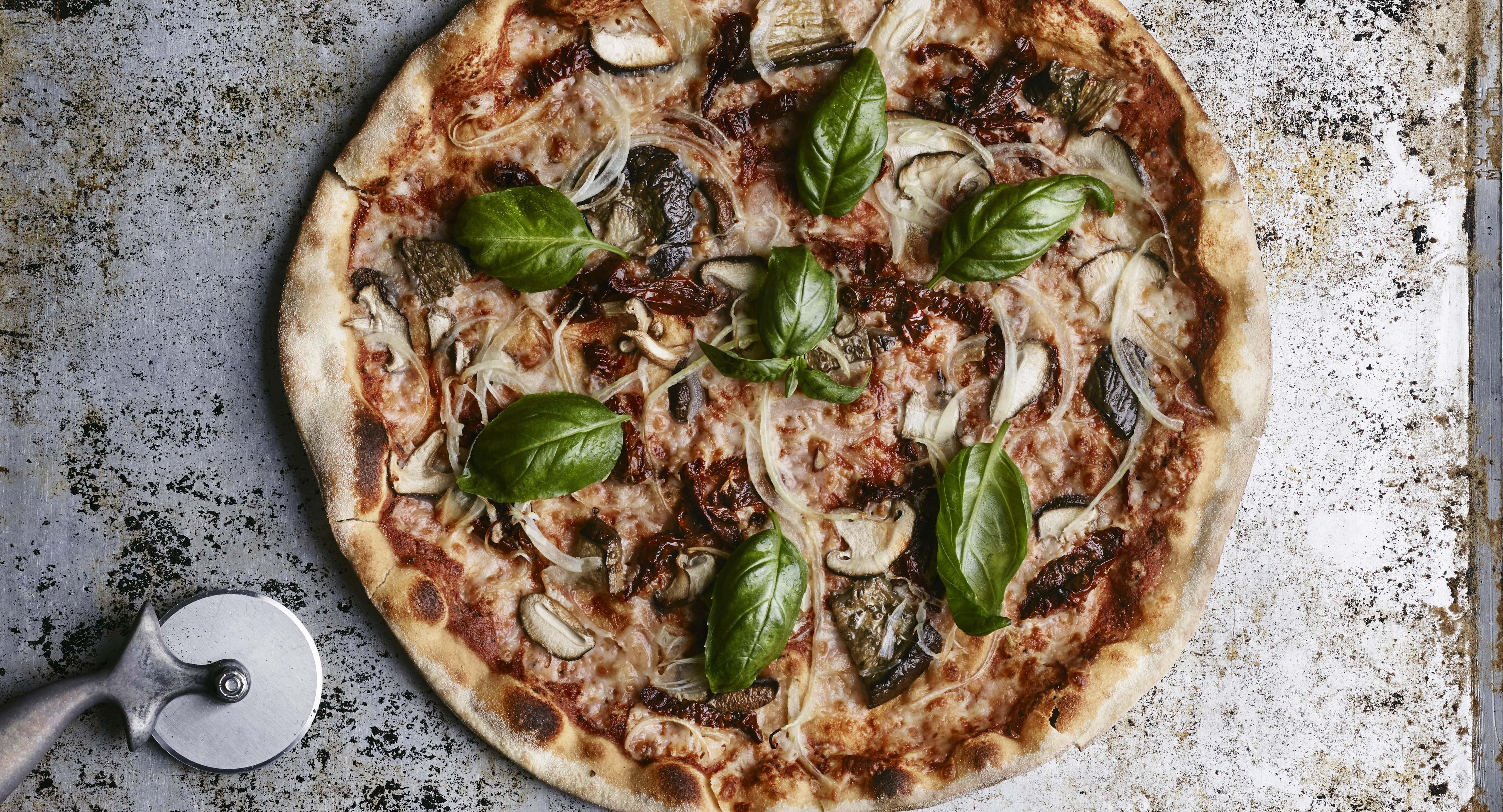 Classic Pizza Ratina photo 2