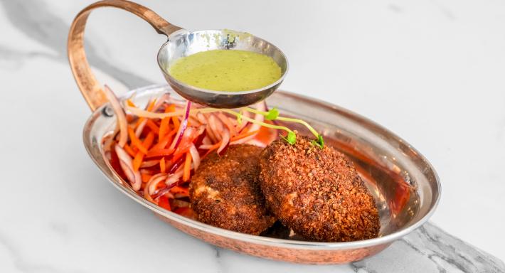 The Royal Peacock Indian Restaurant - Parkdale photo 3