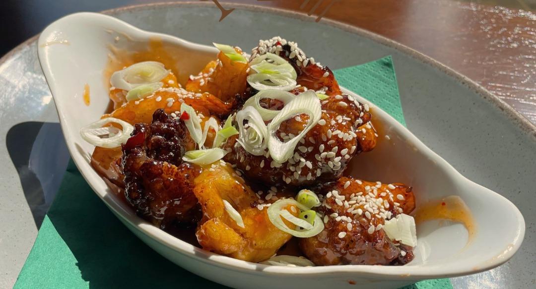 The Three Crowns photo 2