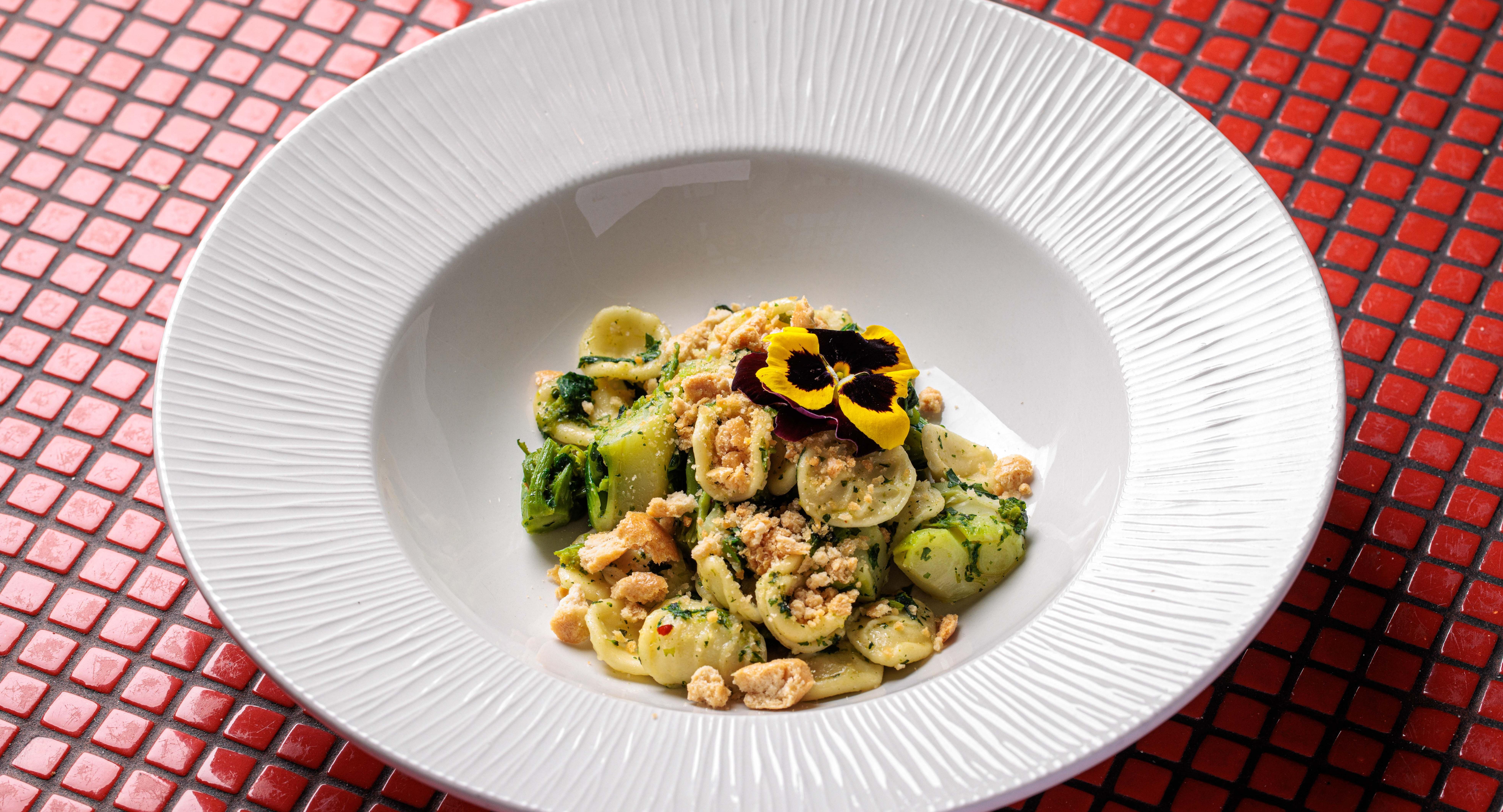 Volare Bar & Restaurant photo 2