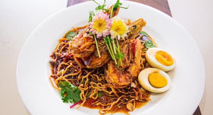 La Moon Thai Cuisine photo 3