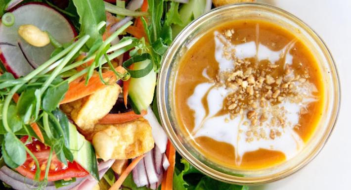 La Moon Thai Cuisine photo 5