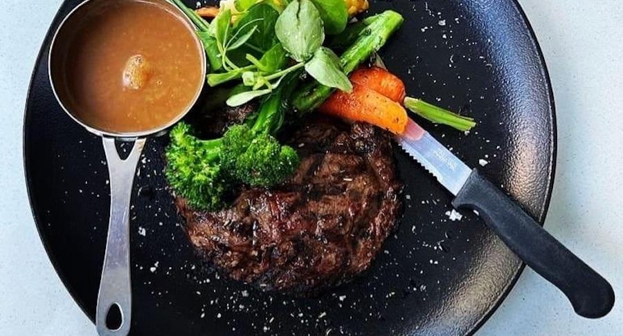 Lakeside Cafe photo 3