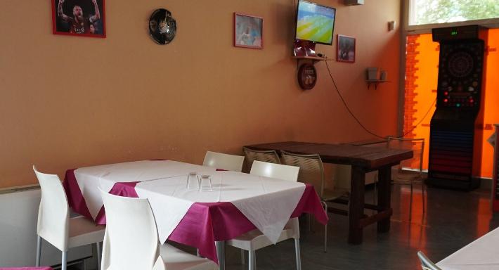 Pizzeria Millennium photo 3