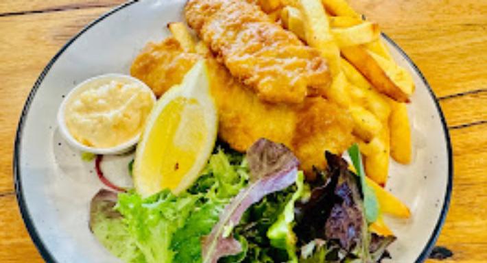 Alamanda Cafe & Bistro photo 5