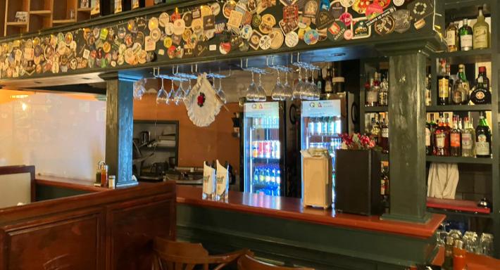 Harry's Pub photo 2