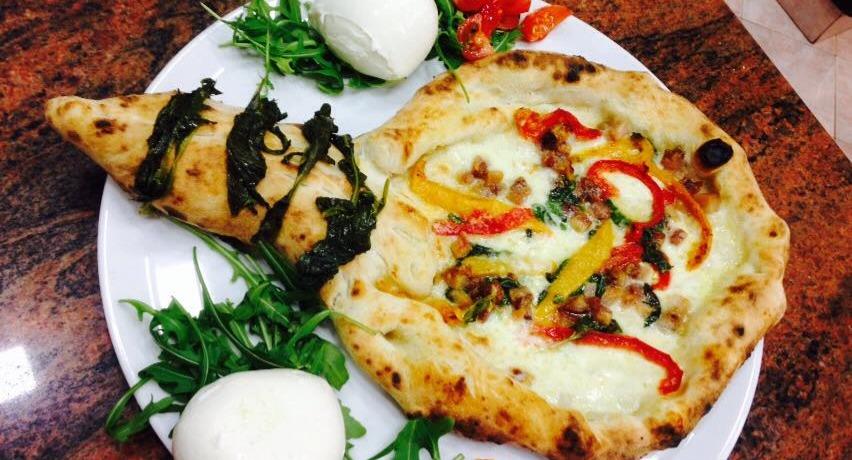 Antica Pizzeria La Centenaria a Materdei photo 3