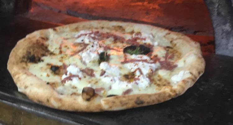 Antica Pizzeria La Centenaria a Materdei photo 4