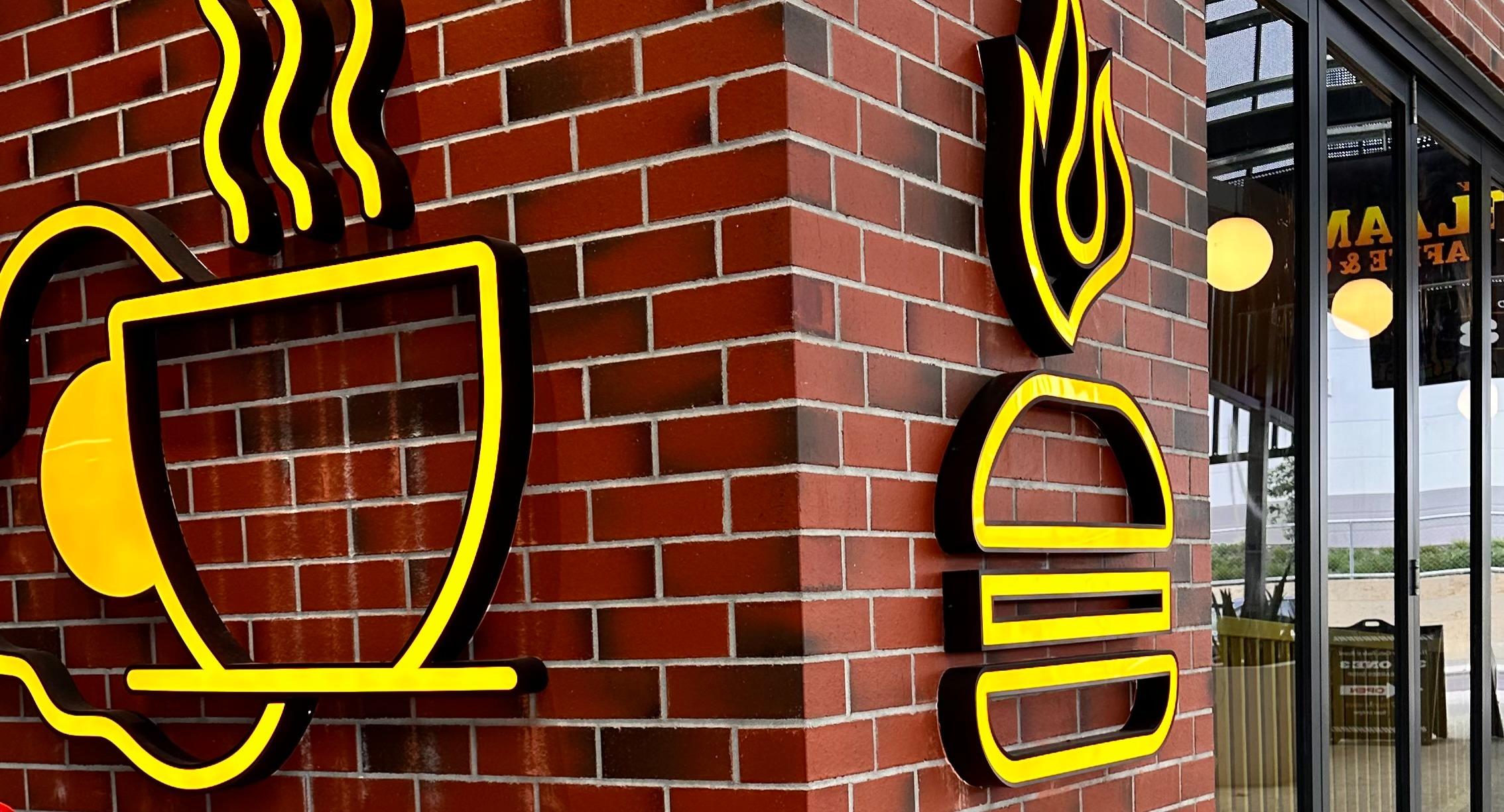 Flames Burgers & Grill (Clarkson) photo 4