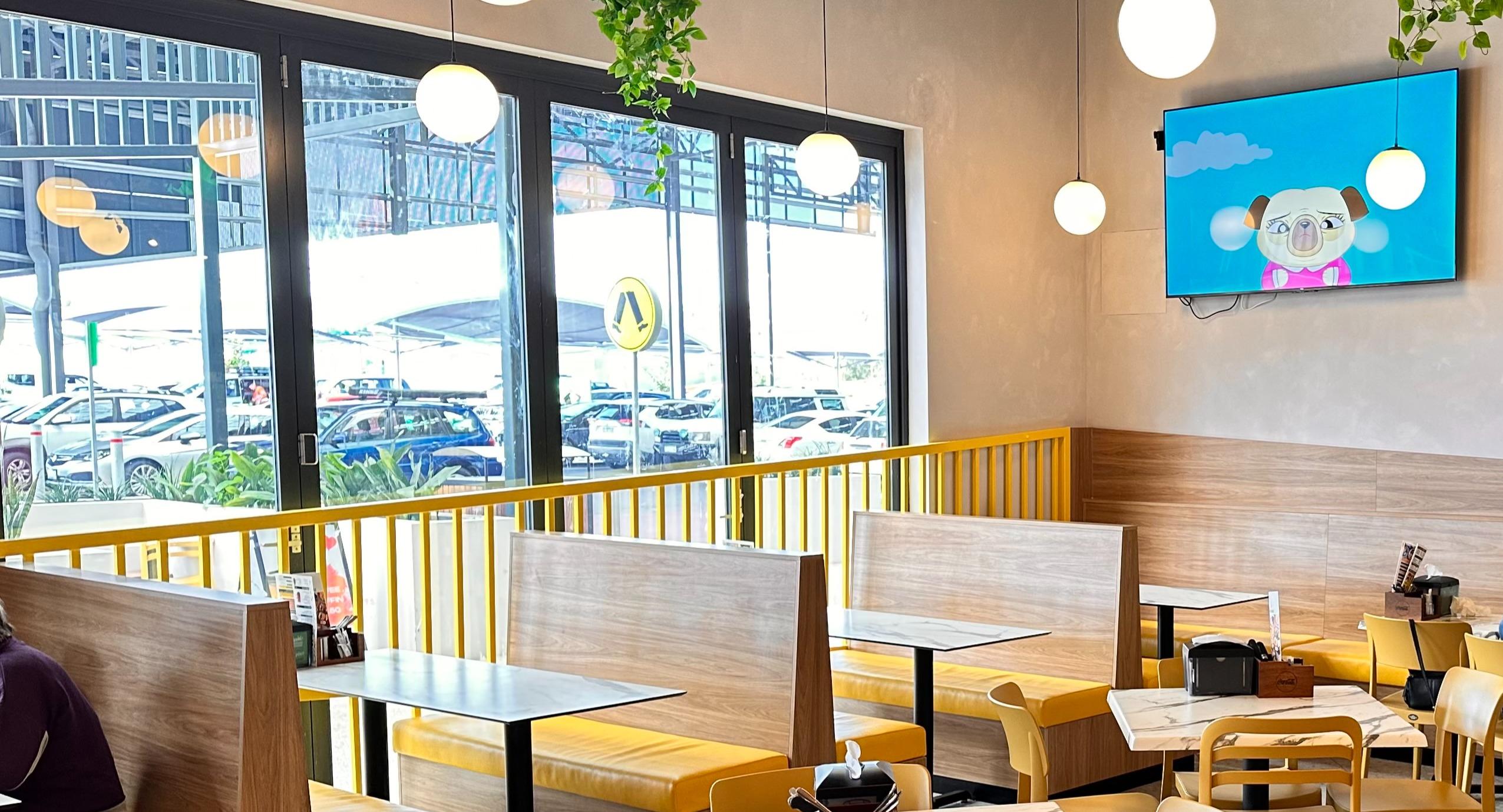 Flames Burgers & Grill (Clarkson) photo 2