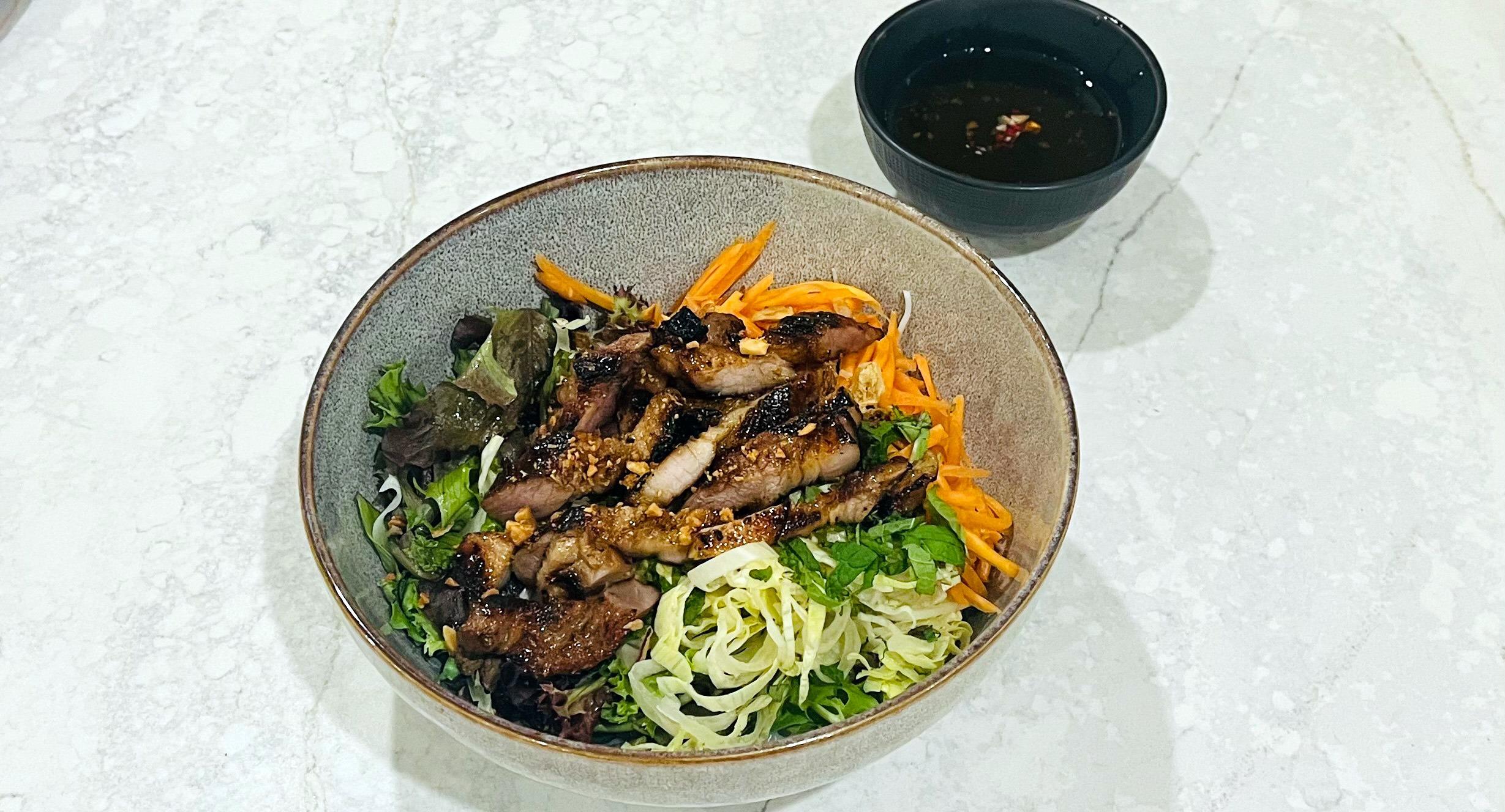 8 Monkeys Vietnamese restaurant photo 2