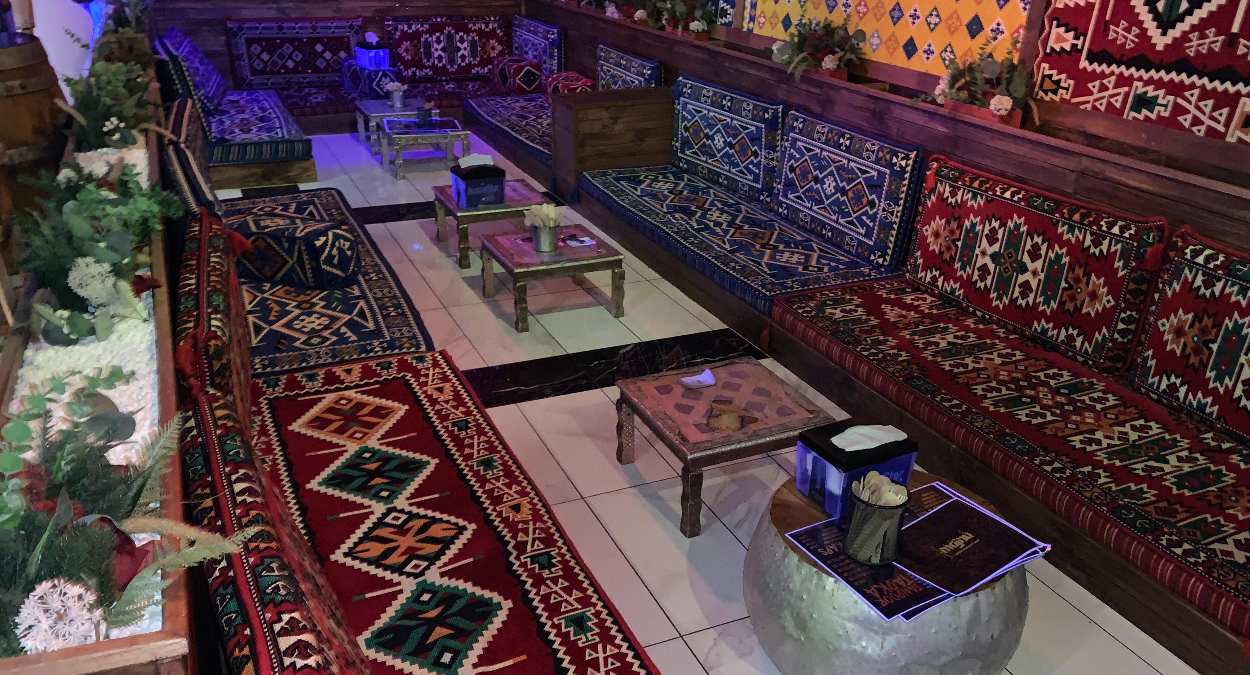Majnu Restaurant and Shisha Bar photo 3