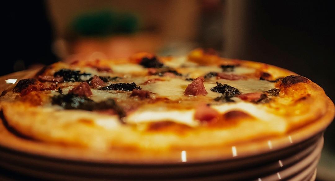 Arnold's Restaurant & Pizza photo 2