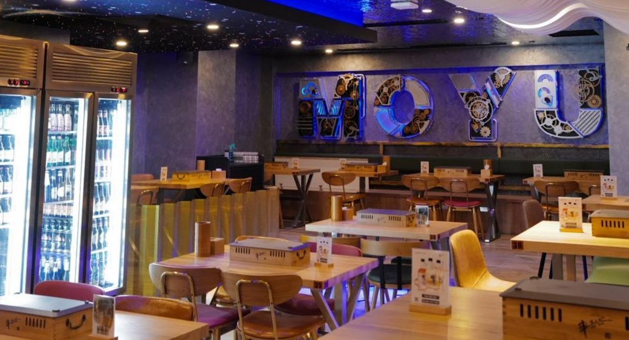 Monster Fish - Clarke Quay 魔鱼 - 克拉码头 photo 2