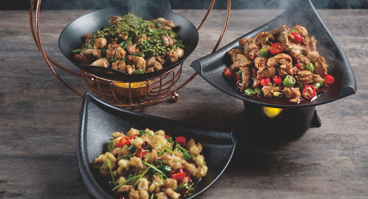 Monster Fish - Clarke Quay 魔鱼 - 克拉码头