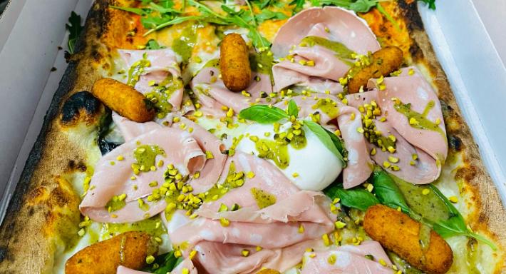 Chapeau 97 Pizzeria photo 4