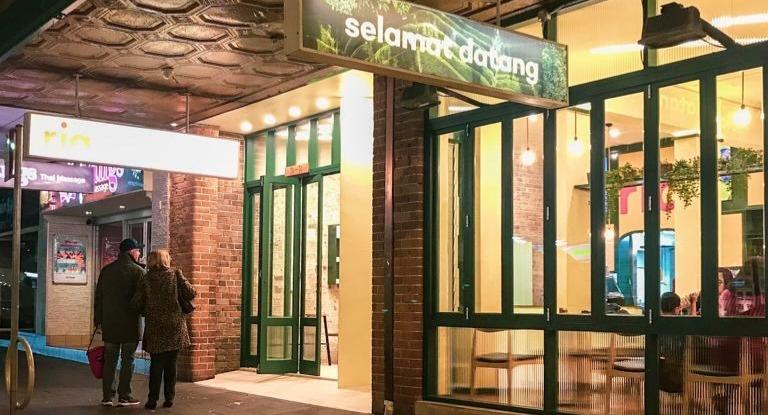 Ayam Penyet RIA photo 2