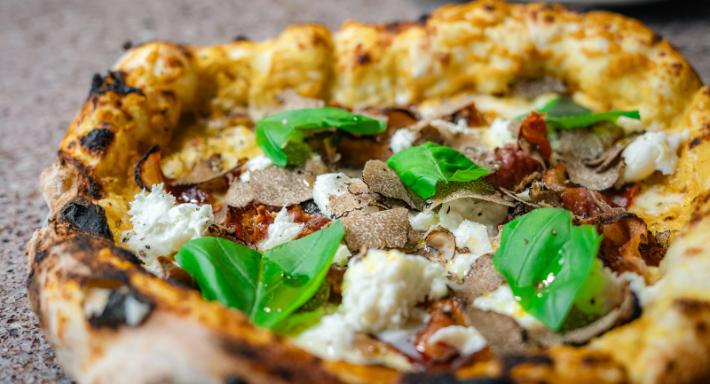 Gusti Giusti photo 5