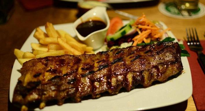 La Luna Steakhouse Grill photo 5