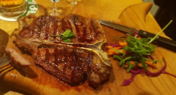 La Luna Steakhouse Grill