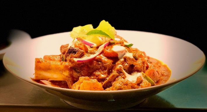 Raj On Taj - Hyde Park