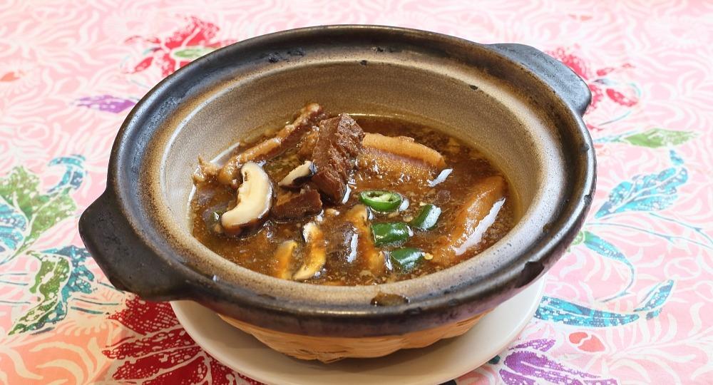 IVINS Peranakan Restaurant, Heartland Mall Kovan