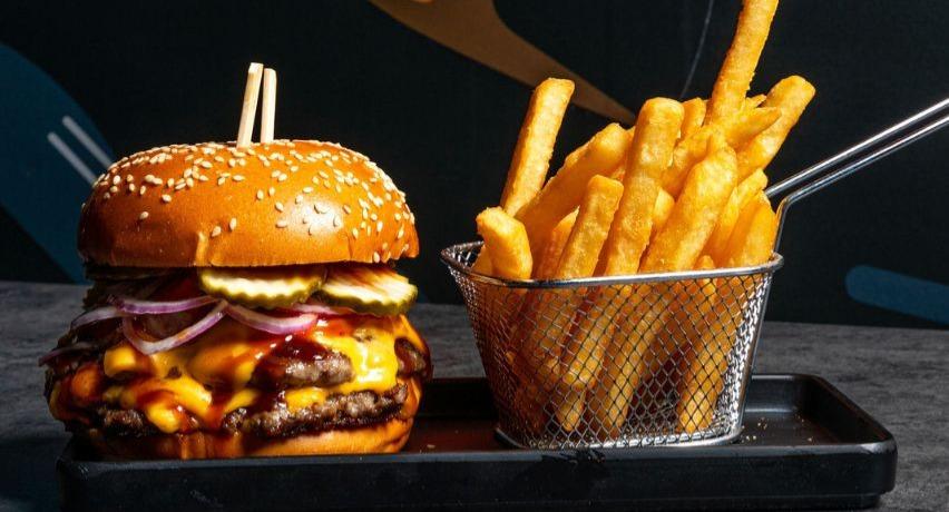 The Yankees Restaurant & Bar - Surfers Paradise