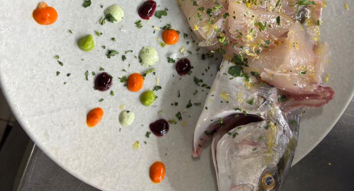 Pescheria ristorante in alto mare photo 4