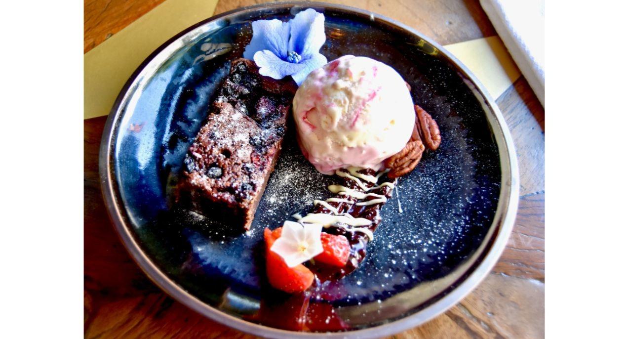 Bertie Blossoms photo 5