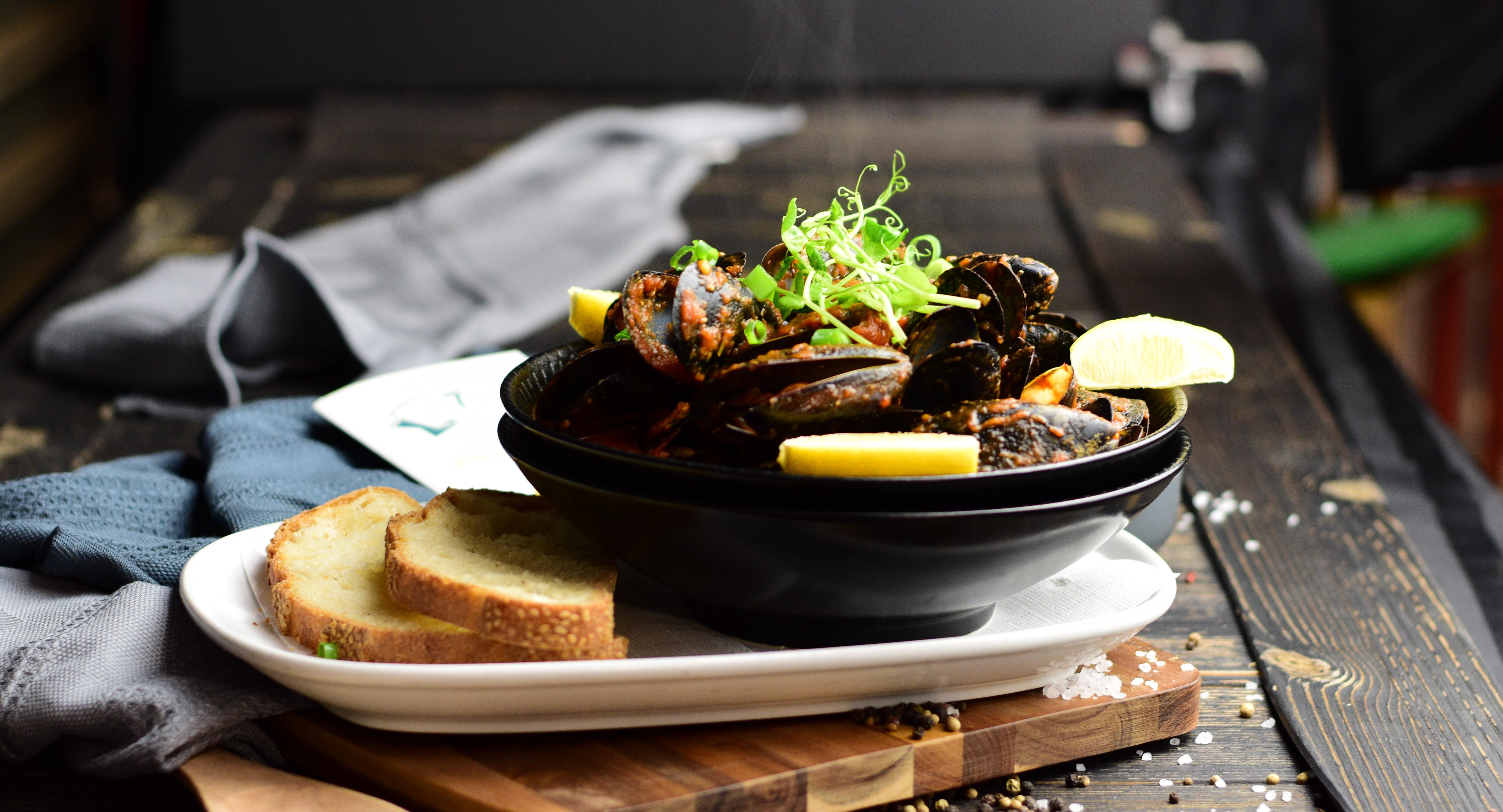 7th Avenue Bar & Restaurant photo 3