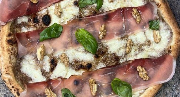 Pizza E' Coccos' photo 3