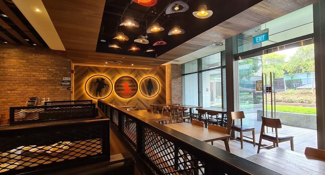 ASTONS Steak & Salad - Marina Square photo 3