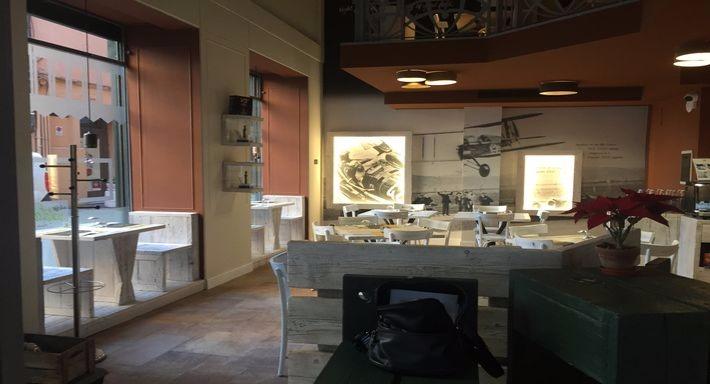 Adesso Pasta Car Ristorante photo 3