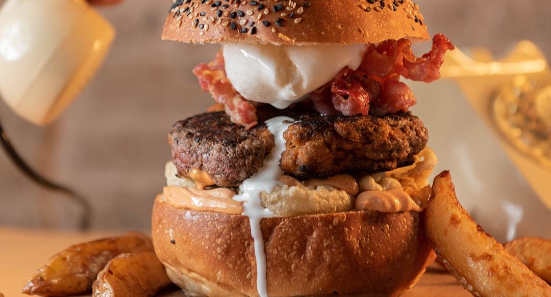 Keller Pub Bari - Bistropub & Hamburgeria photo 5