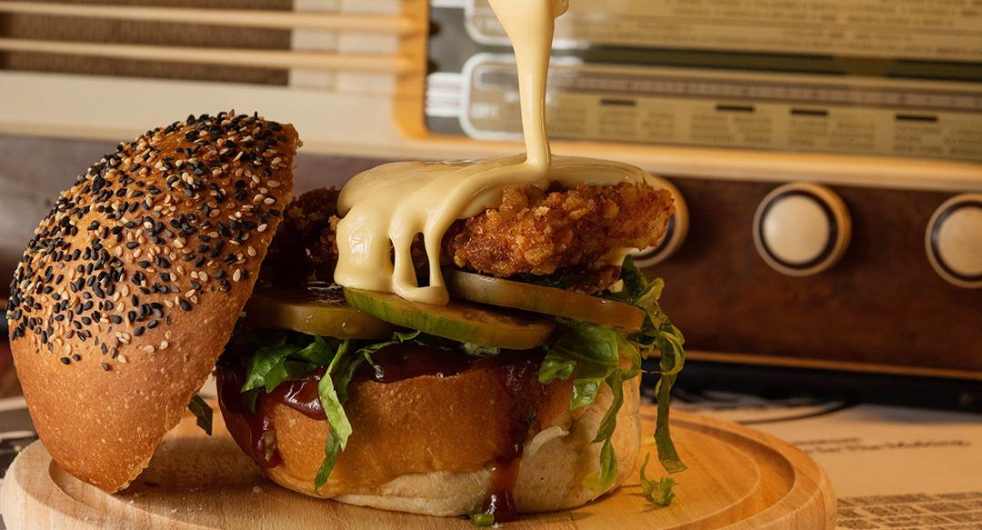 Keller Pub Bari - Bistropub & Hamburgeria photo 4