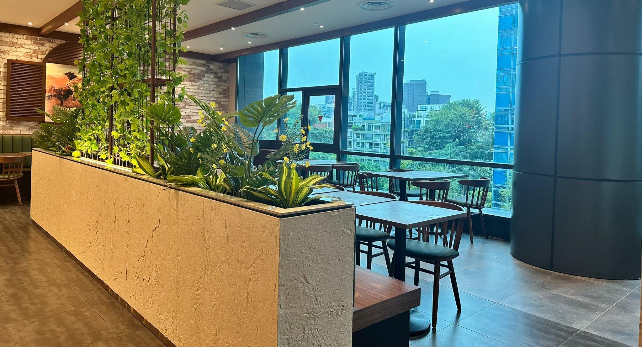 ASTONS Steak & Salad @ City Square Mall photo 3