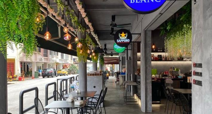 Neighbor Kitchen photo 2