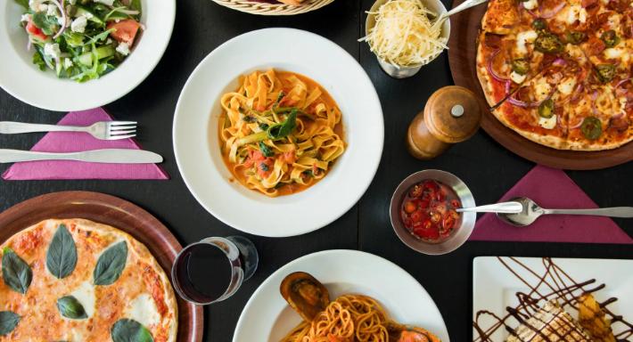 Christo's Five Way Pizzeria