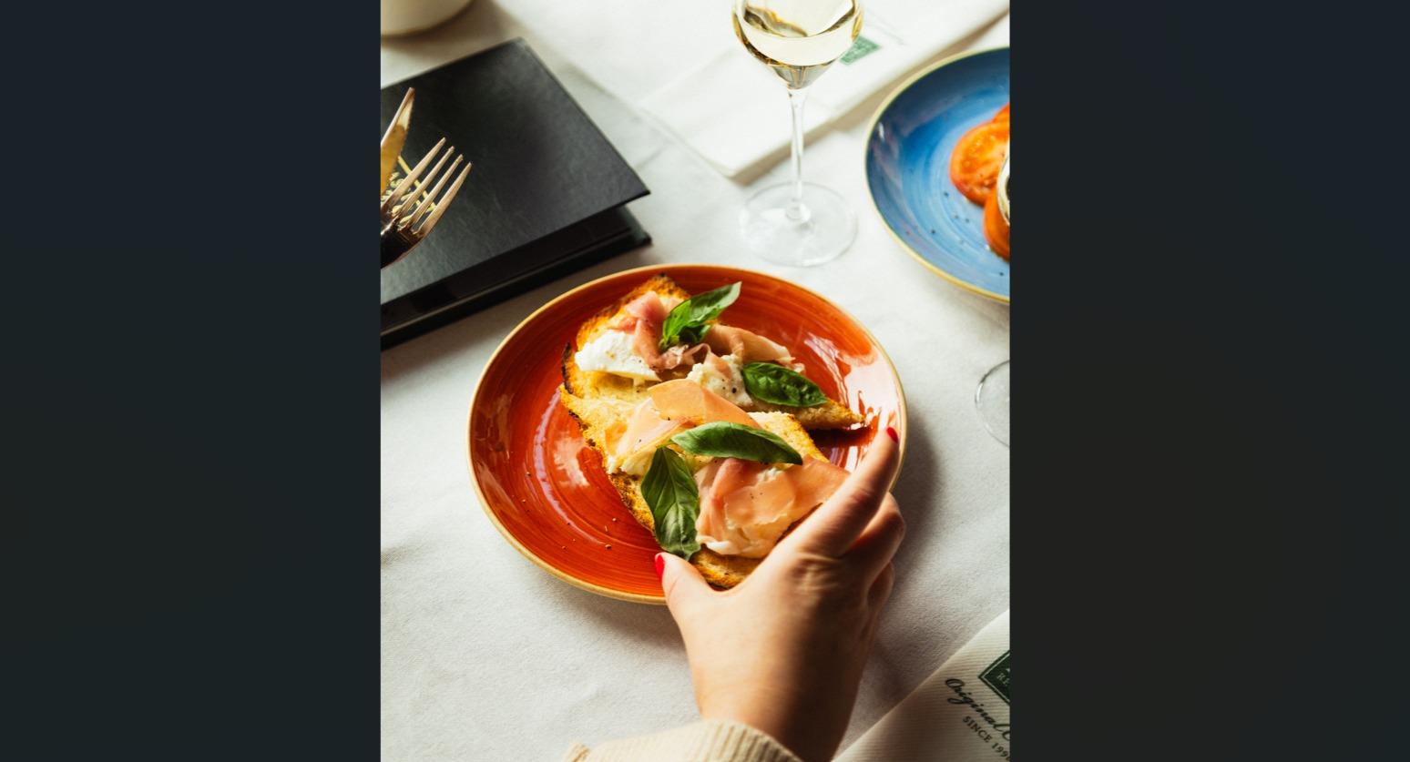 Classic Pizza REDI photo 3