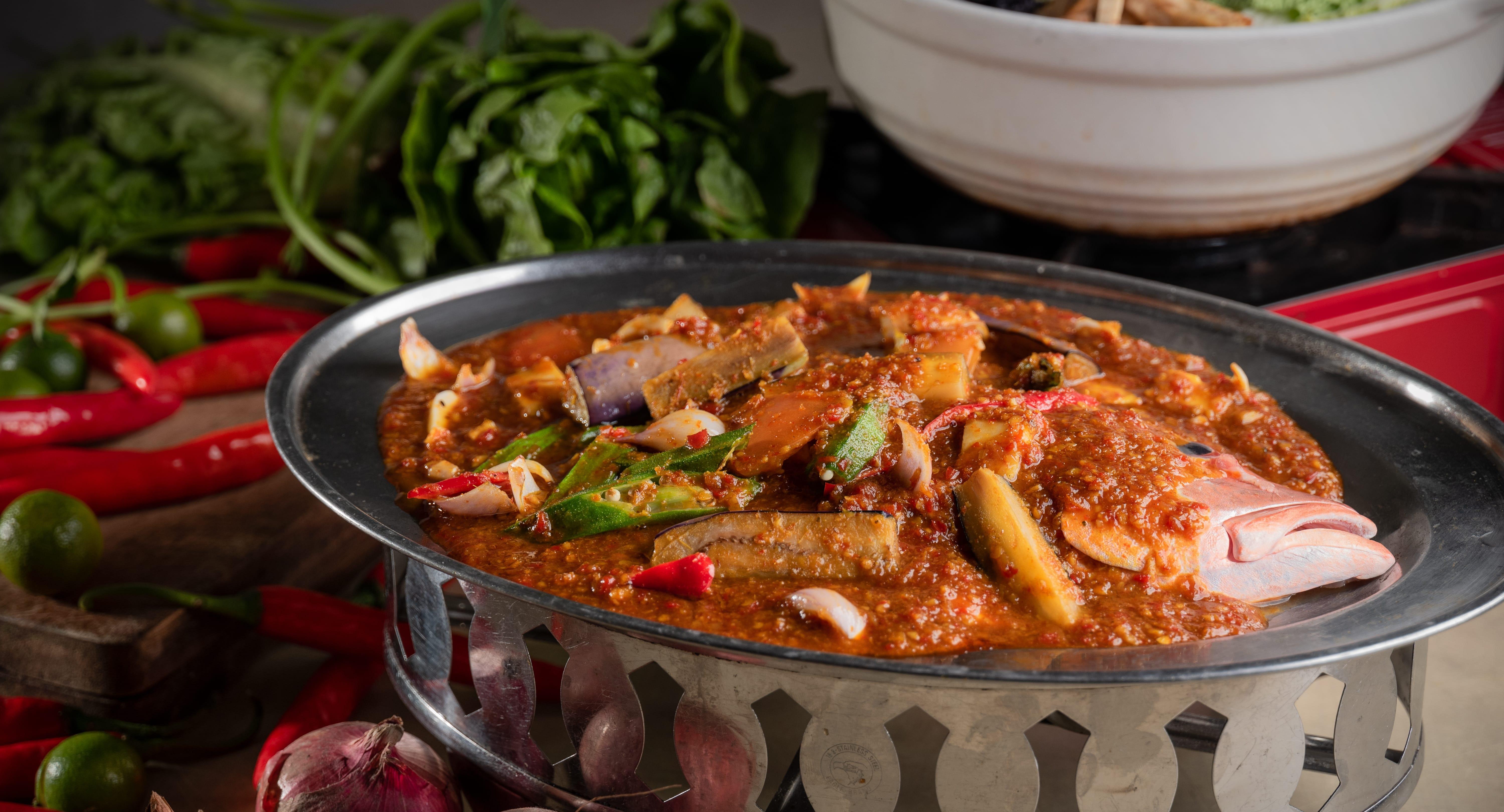 Yi Jia South Village Seafood Restaurant - Macpherson