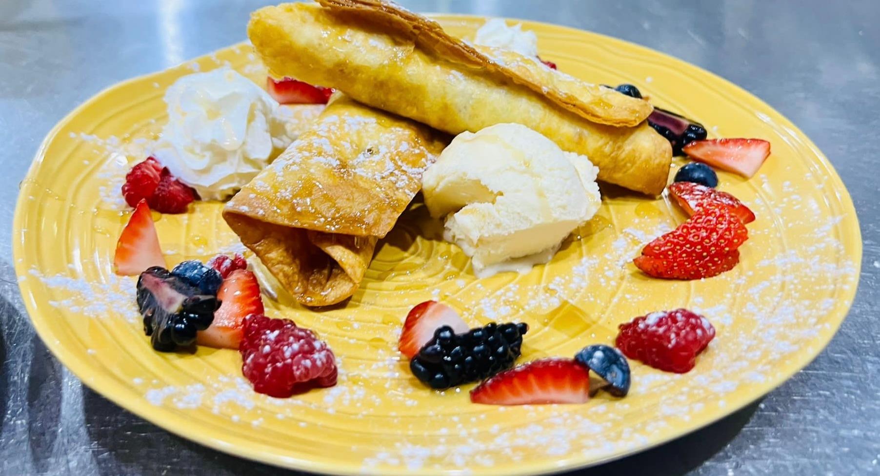 Akiras Cafe & Restaurant