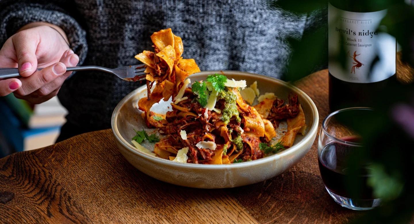 Ampersand Cafe & Bookstore