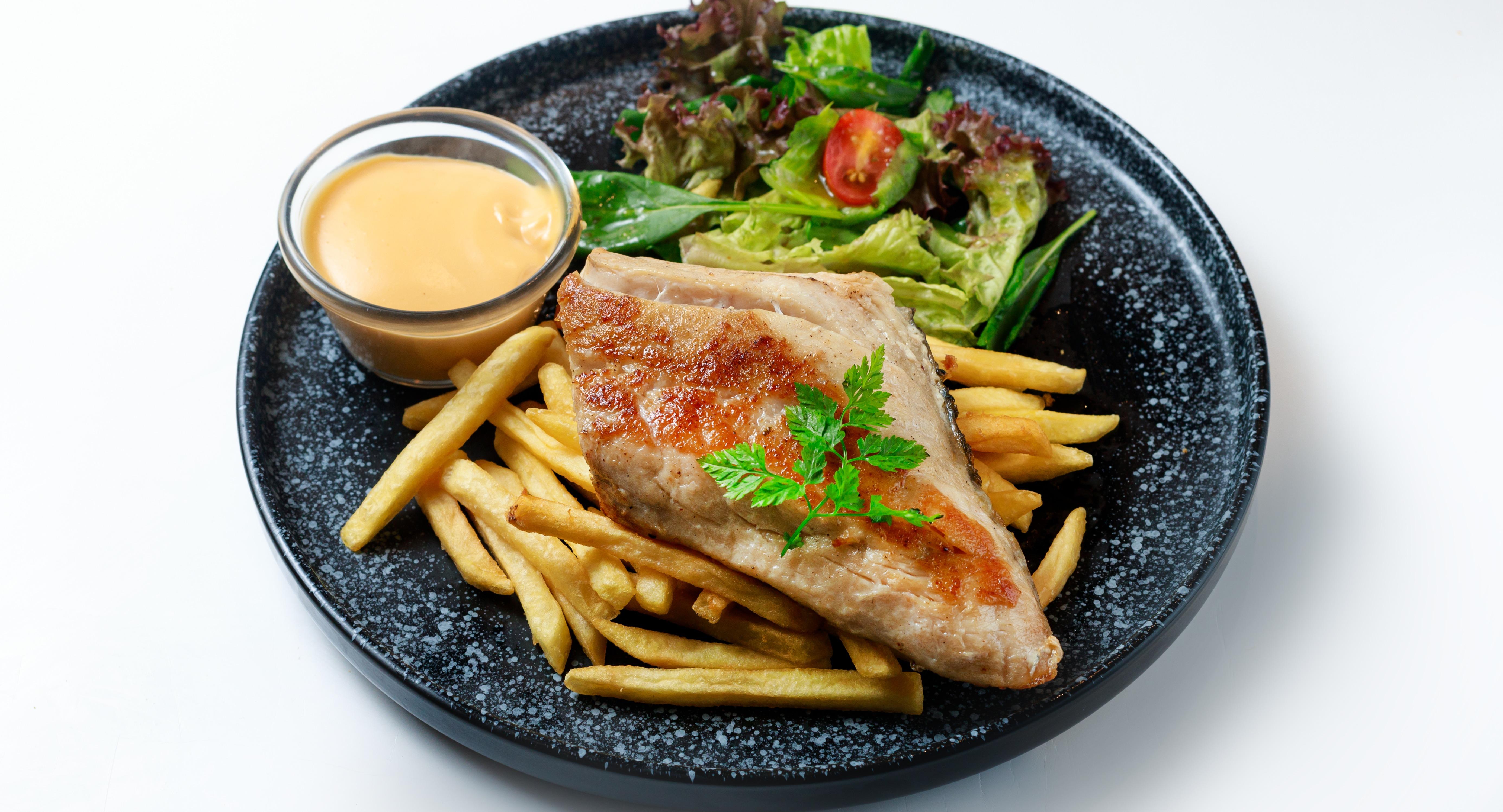 Big Fish Small Fish Cafe (Century Square) photo 4