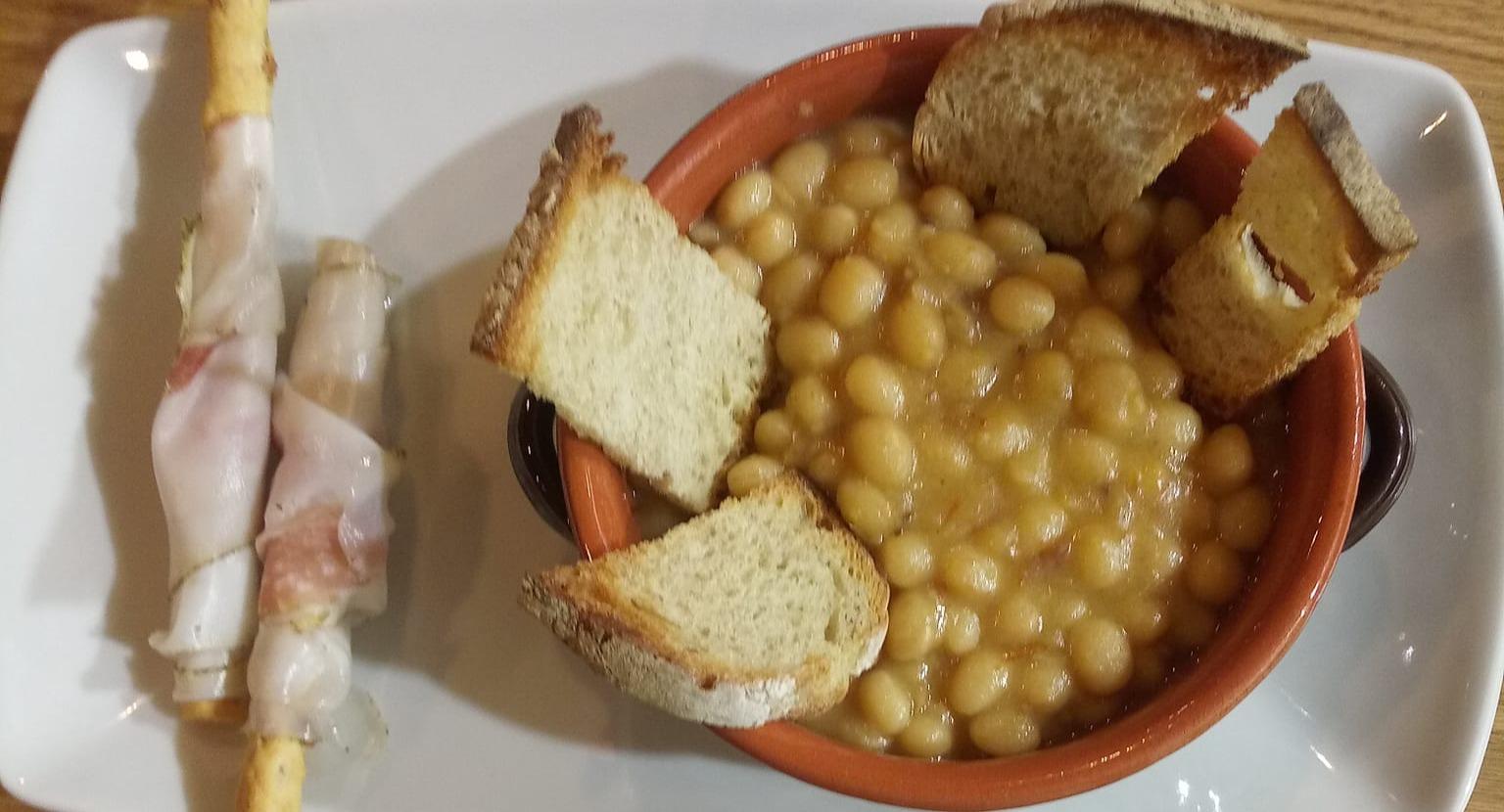 La Gustoteca food wine & beer photo 2