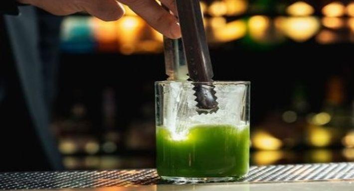 The Court Cocktail Bar photo 3