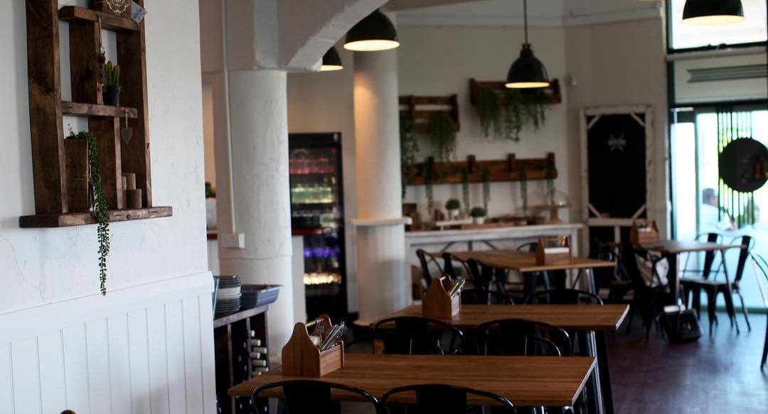 Bay Bay's on Scarborough photo 3